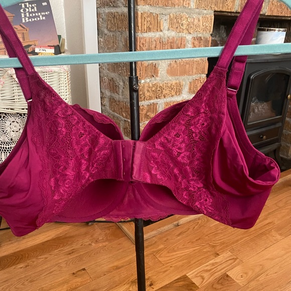 NWOT Torrid Curve Back Smoothing Bra size 40C - Picture 8 of 16